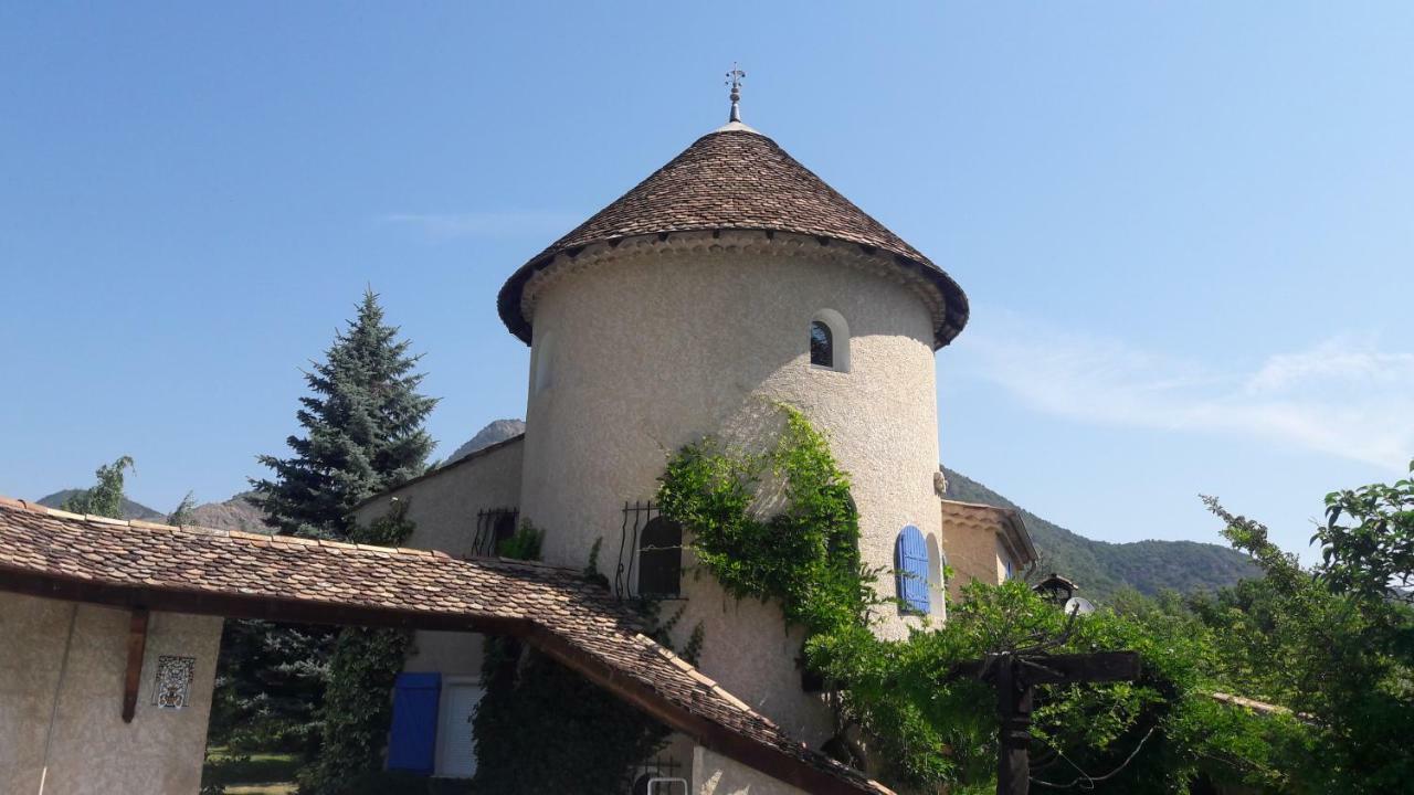 Chambre D'Hotes La Citadelle Lardier-et-Valenca Eksteriør billede